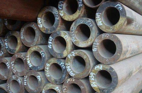 供應山東P12合金鋼管